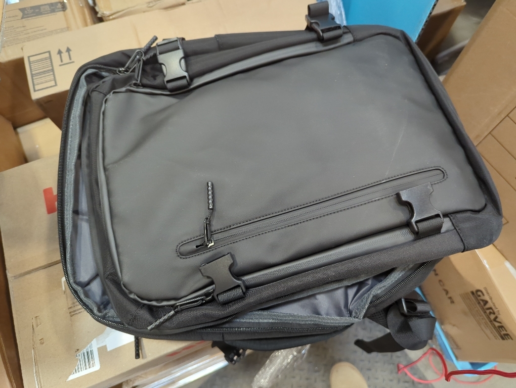 Vacuum backpack travel,vacuum backpack with pump Fit 16 inch Laptop for travel,Water-Resistant,Business,College,Camping (Black)