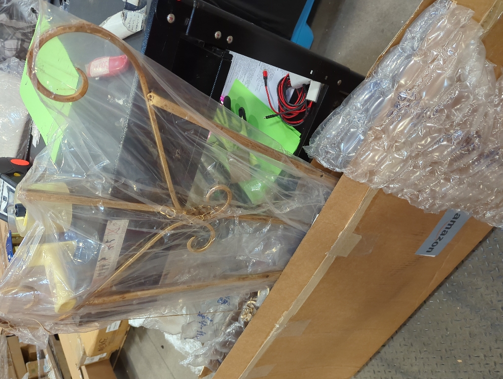 18.25L x 25.5W x 55H Metal Scroll Extra Large Free Standing Adjustable Display Stand Easel with Chain Support, Heavy Duty Easel for Sign, Wedding, Picture Frame, Mirror, Gold (No Assembly Required)