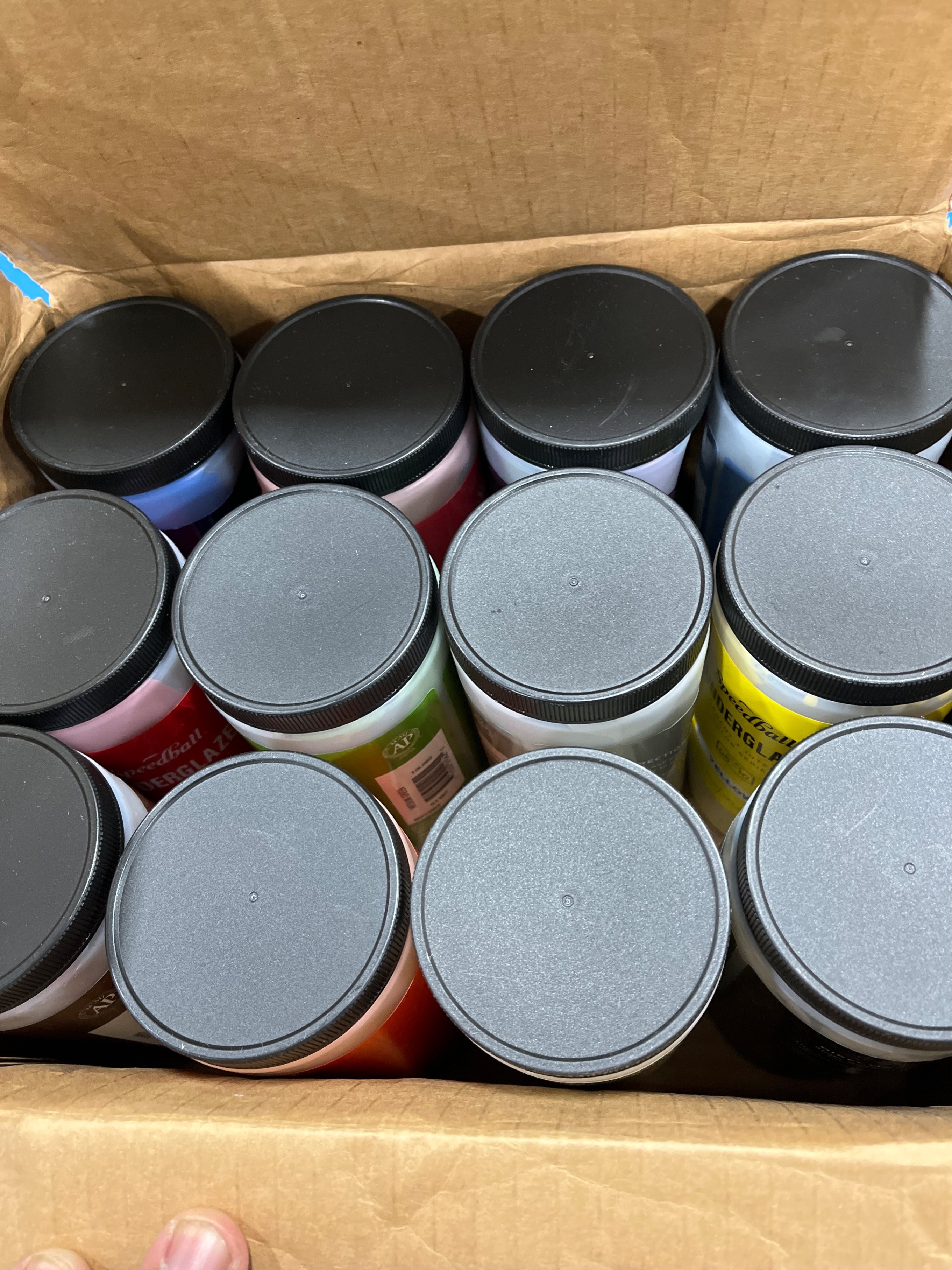 Speedball Underglaze Deluxe Pack, (12) 16-Ounce Colors, 2020 Color Glaze Assortment for Pottery & Ceramics