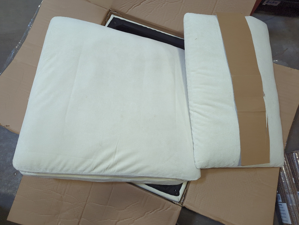 Middle Sofa White