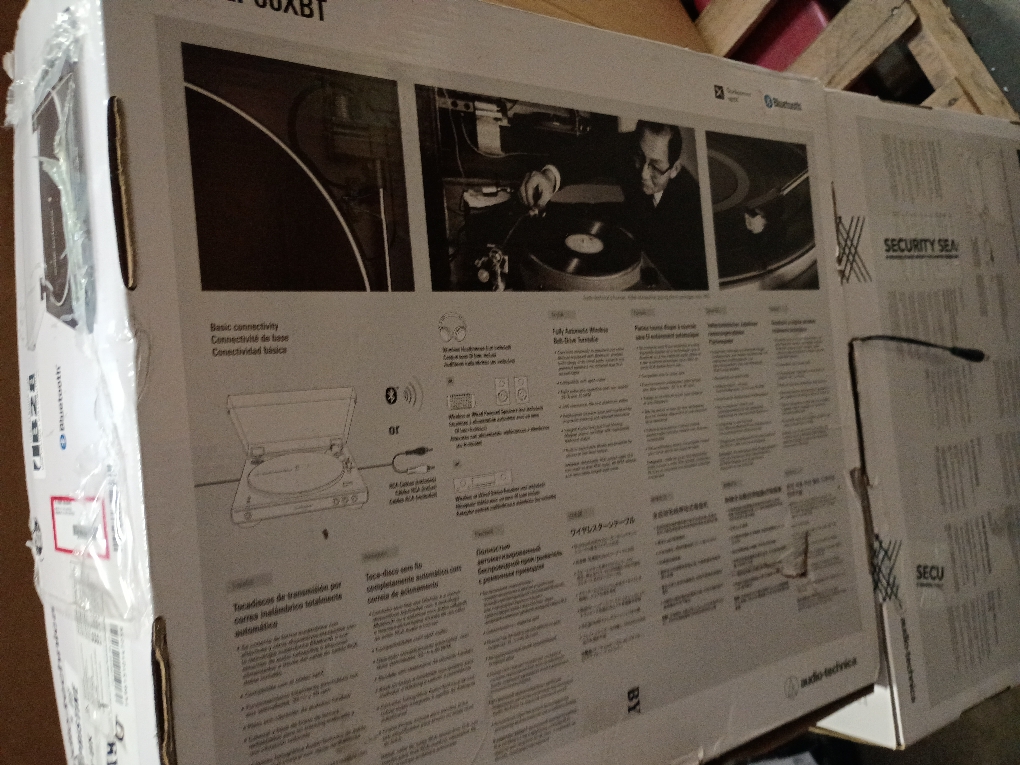 Audio-Technica AudioTechnica AT-LP60XBT-WW Fully Automatic Belt-Drive Stereo Turntable with Bluetooth - Black - NO SIZE