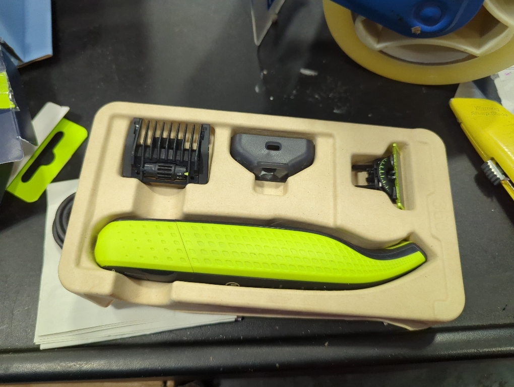 Norelco Philips OneBlade 360 Hybrid Face, Electric Beard Trimmer and Shaver, with 360 Blade Technology, 1x 360 Blade for Face, 5in1 Adjustable Comb, Model QP2724/90