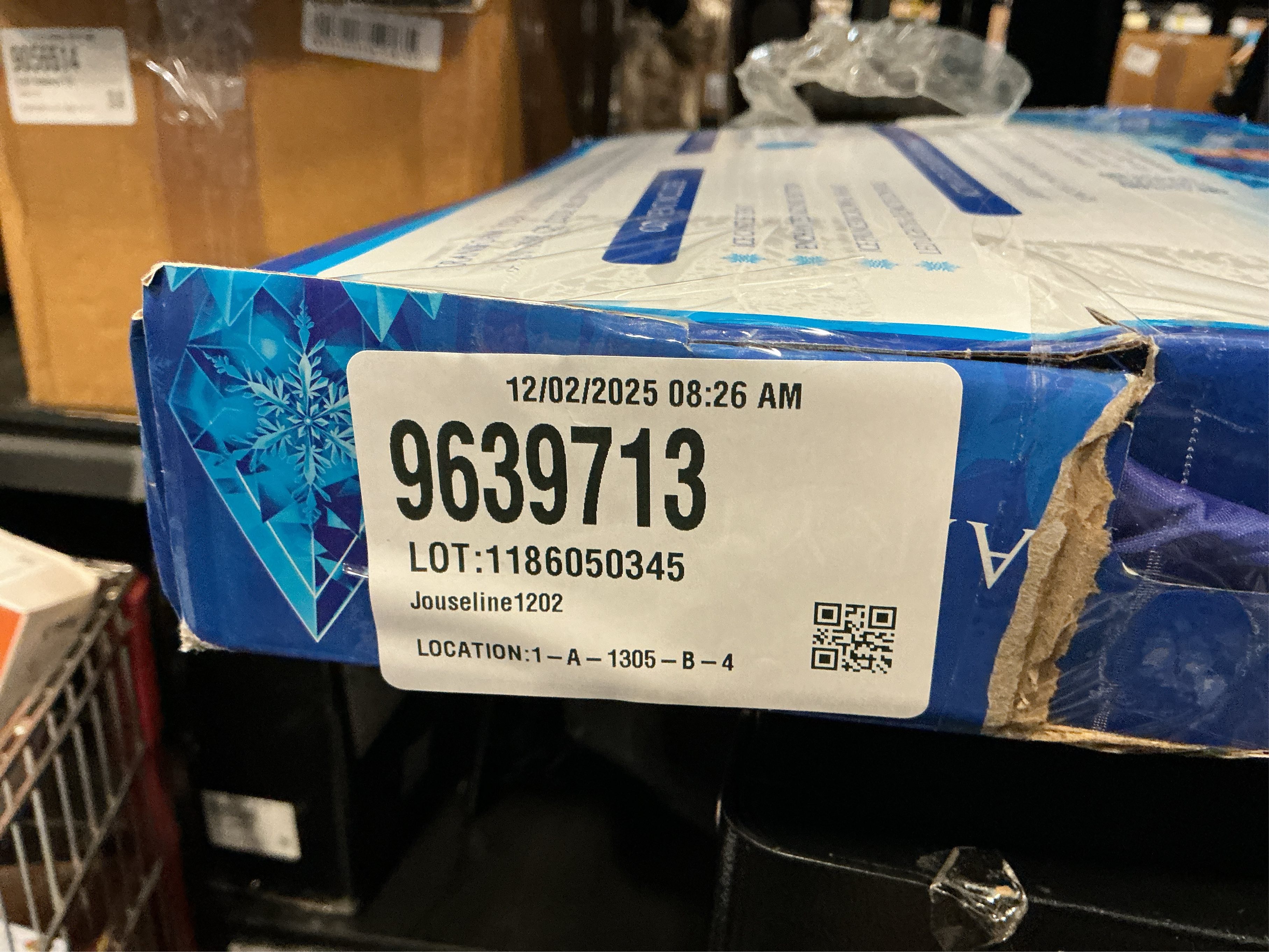 W&O Frozen Princess Tent for Girls with Magical Sound Button, LED Lights, Crown & Wand – Indoor & Outdoor Frozen Tent for Girls Ages 3-7