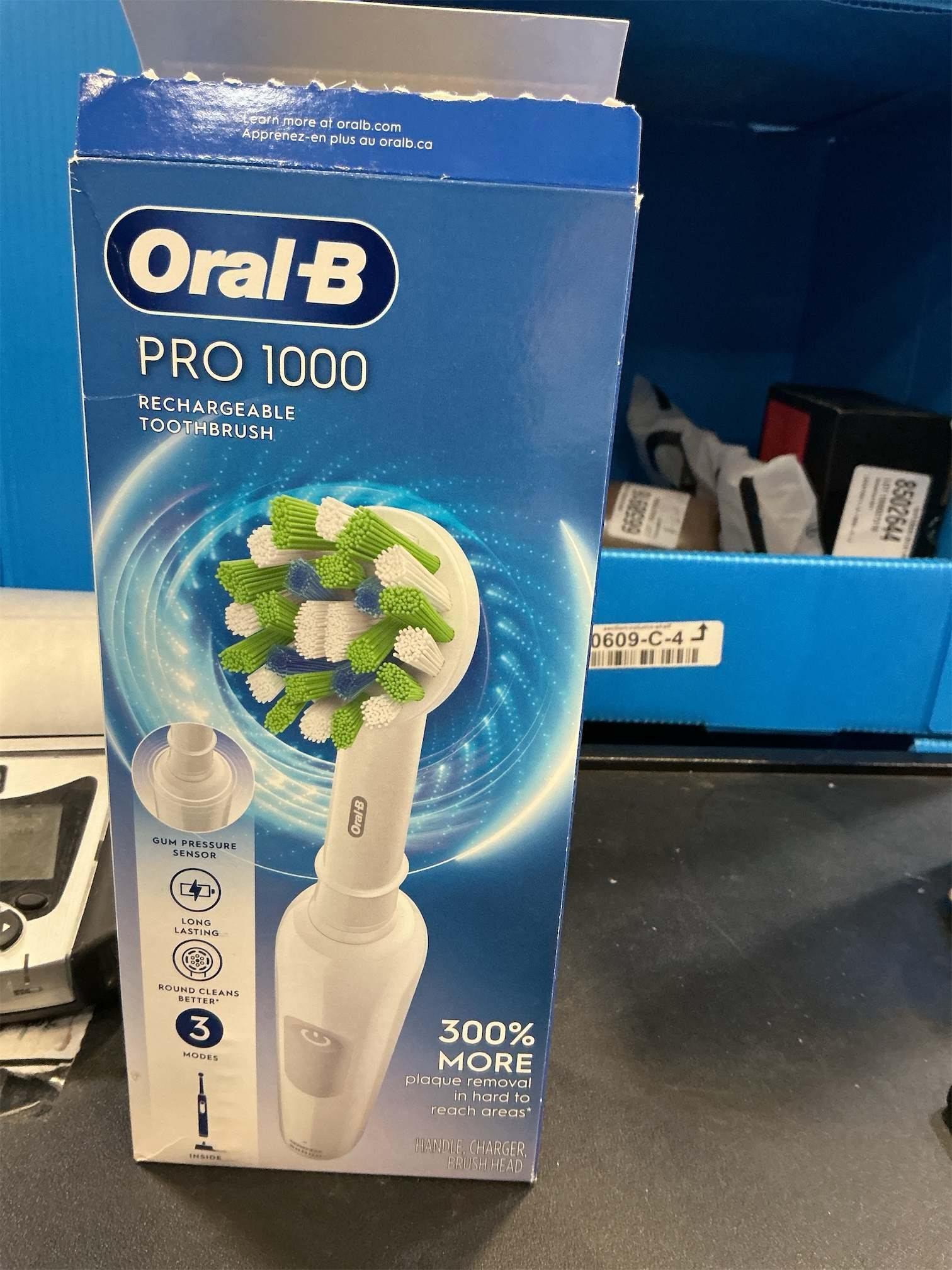 Oral-B Pro 1000 Rechargeable Electric Toothbrush, White