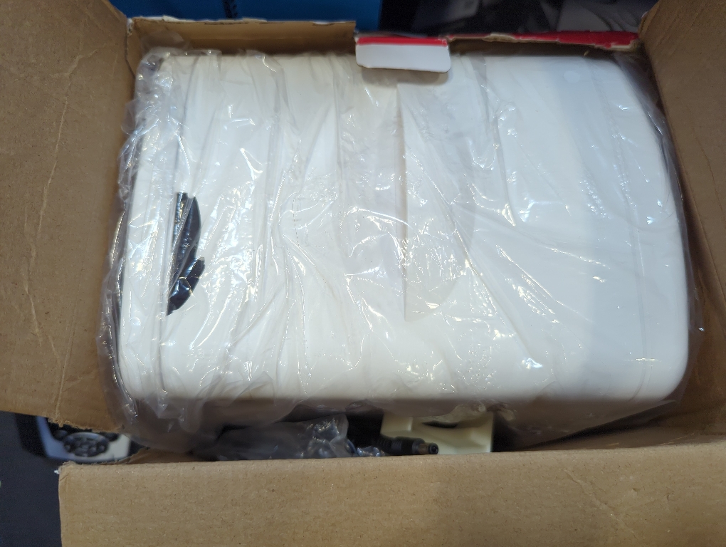 Frigidaire 6 Can/4L Mini Personal Retro Fridge Cooler EFMIS229-Moonbeam, Includes Home and 12V Car Cord, 4-liter capacity chills six 12 oz. soda cans