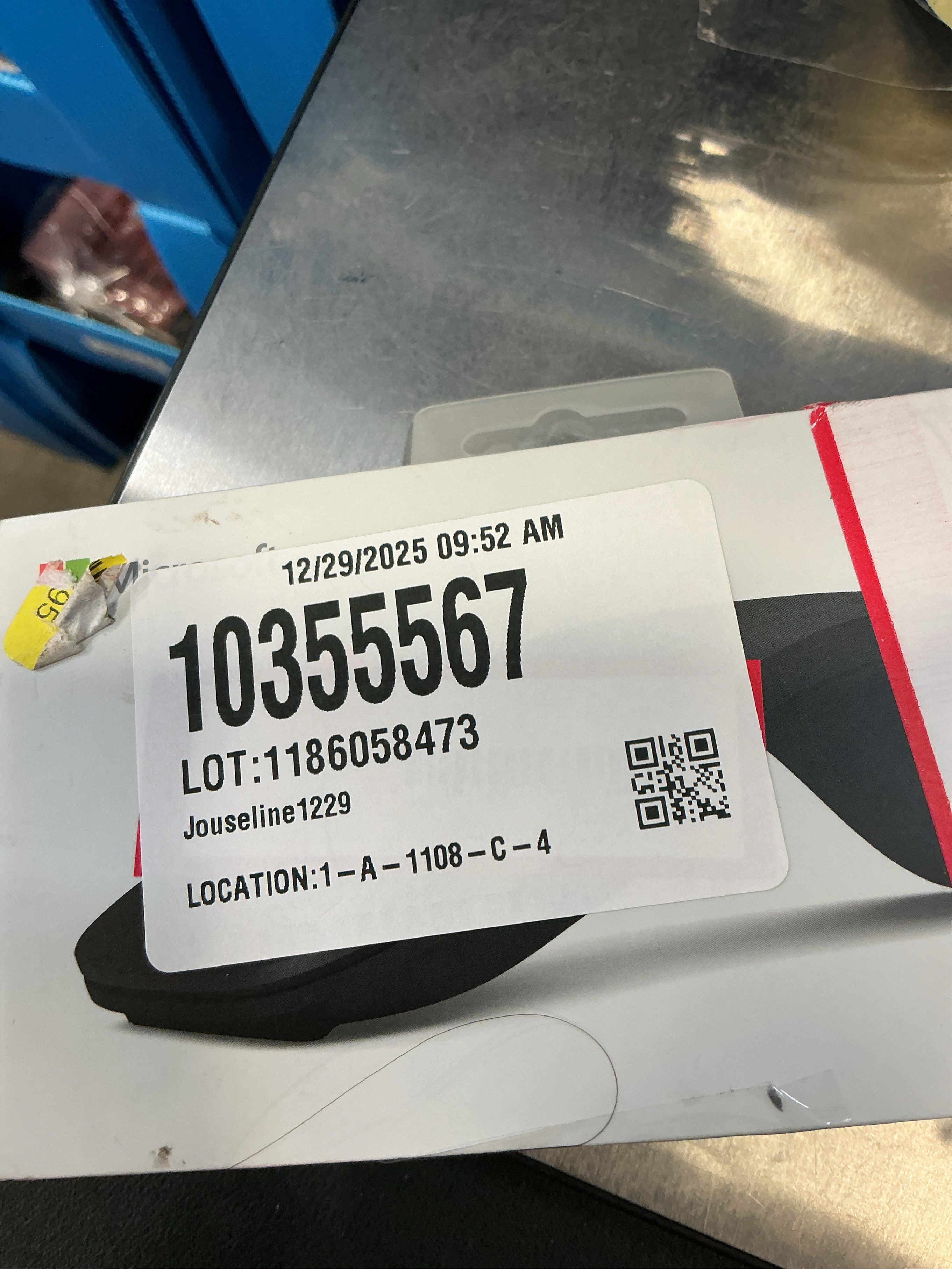 Microsoft Arc Mouse Black - Wireless - Bluetooth Low Energy - BlueTrack Enabled - Tilt Wheel - Up to 6 Months Battery Life