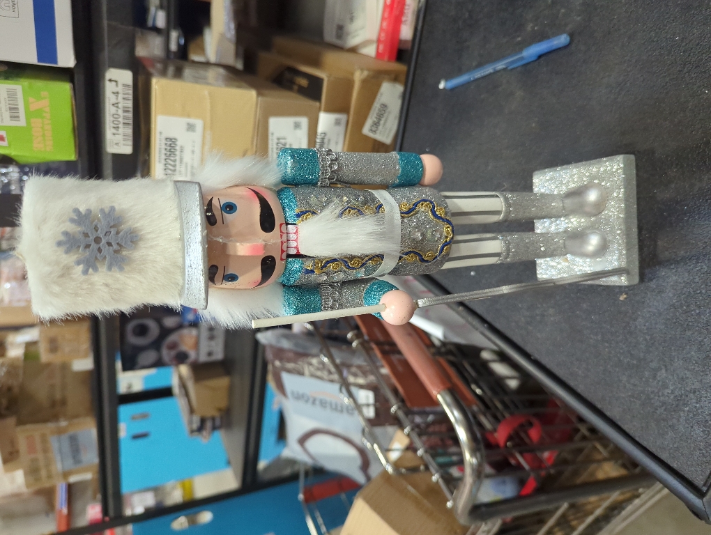 Wooden Christmas Soldier Nutcracker Decorations, Nutcracker Figure Christmas Decor for Shelves and Tables (Silver and Blue)