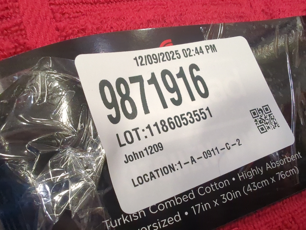 Size 17x 30 Color red All-Clad Solid Kitchen Towel: Highly Absorbent, Super Soft Long Lasting - 100% Cotton, 17x30 Tea Towel for Cleaning & Drying Dishes, Pans, Glassware, or Countertops, , Chili