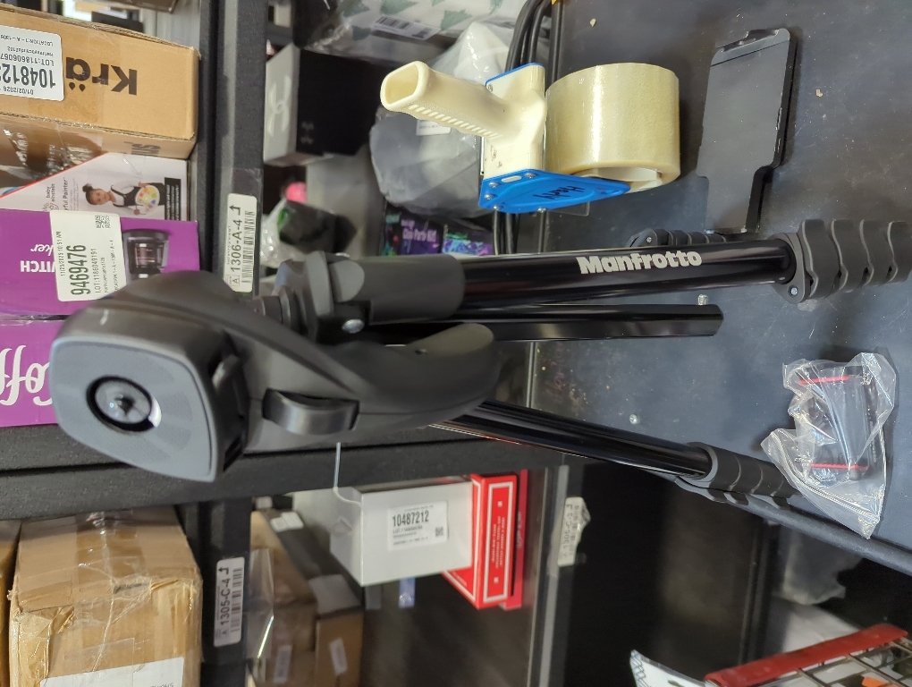 Manfrotto Compact Action Aluminum 5-Section Tripod Kit with Hybrid Head, Black (MKCOMPACTACN-BK)