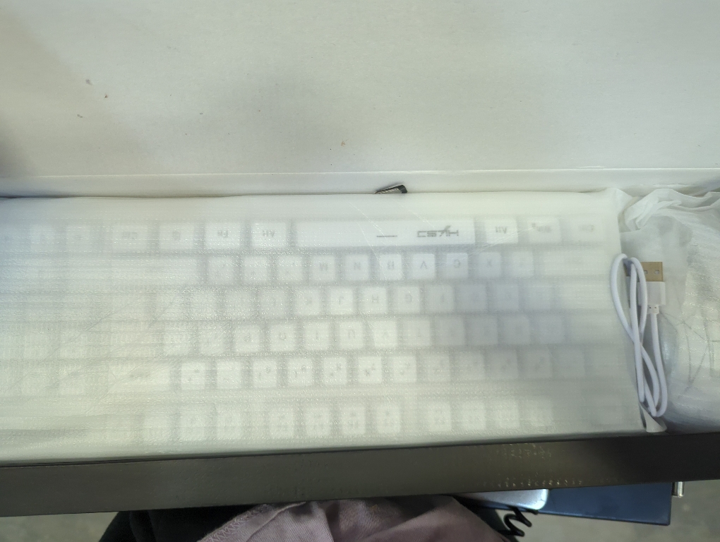 87 Keys Wireless Gaming Keyboard and Mouse Combo, RGB Backlit, Rechargeable 1800mAh Battery, Mechanical Keyboard   2400DPI Mice for PC Gamer White