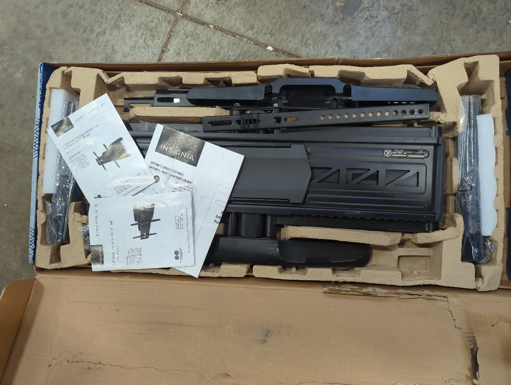 Insignia - 47 - 80 Full Motion TV Wall Mount - Black