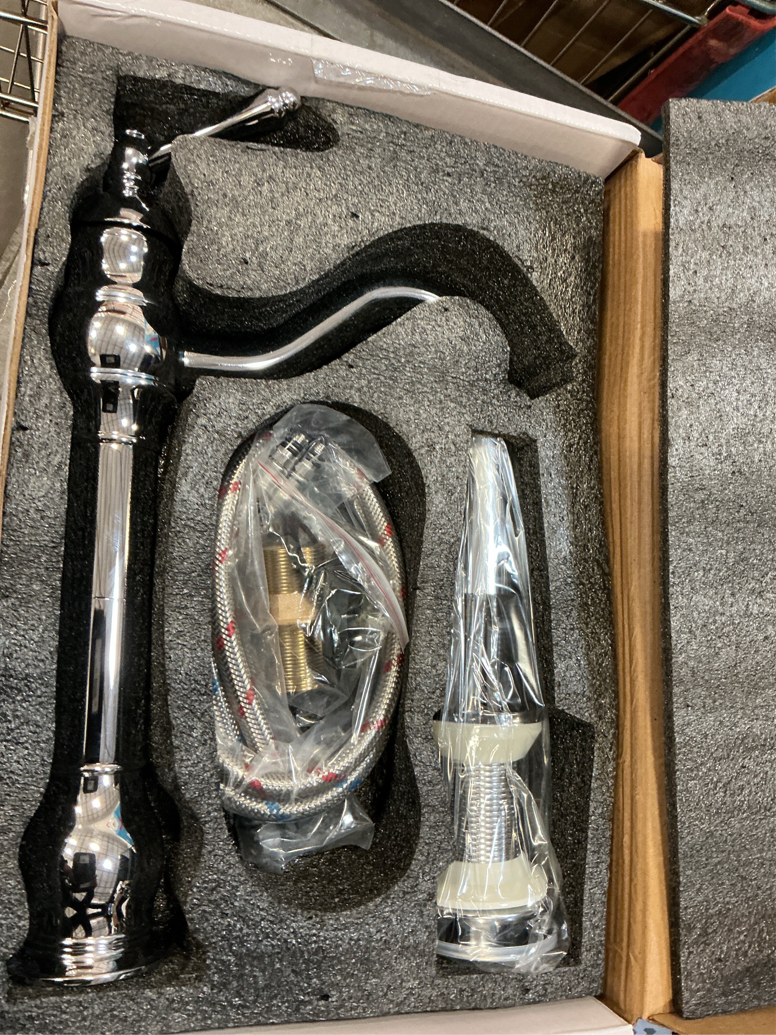 GGStudy 360° Swivel Chrome Single Handle One Hole Bathroom Sink Faucet Matching with Pop Up Drain