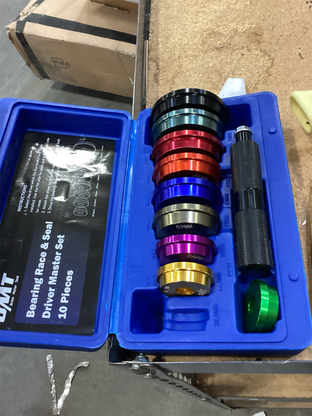 DASBET Bearing Race and Seal Driver Set, 10PCS Bearing Press Kit with Seal Driver and 9 Bearing Adapters Universal Seal Installer Bearing Driver Kit for Bearing Installation