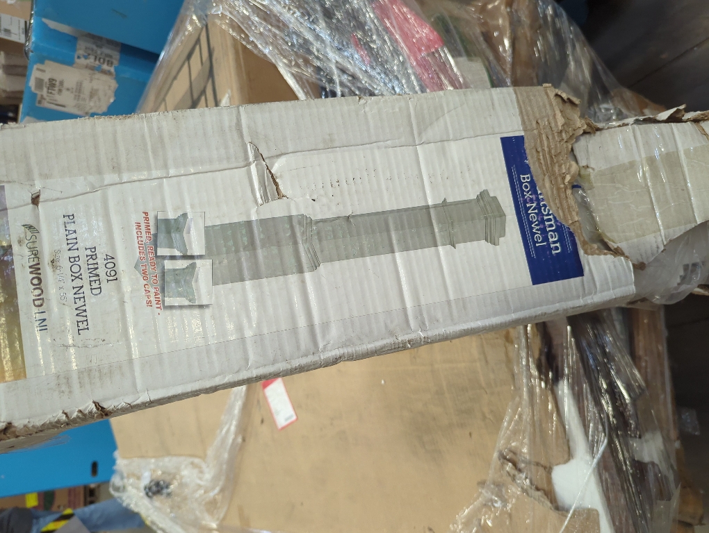Craftsman Box Newel 4091 Primed Plain Box Newel Size 6-1/4 x 55