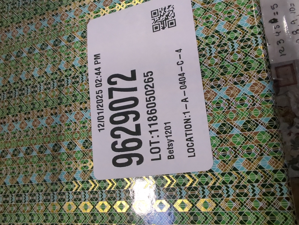 96NORTH Luxury Eucalyptus & Sage Soy Candle | Large 3 Wick Jar Candle | Up to 50 Hours Burning Time | 100% Natural Soy Wax | Housewarming Gift for Men and Women