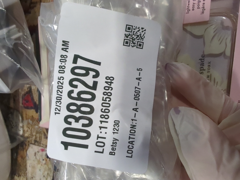 Woods 277563 Outdoor Extension Power Block; Weatherproof with Reinforced Blades; Heavy Duty Vinyl Jacket; Durable Cord; Tangle Free; 8-Foot; White