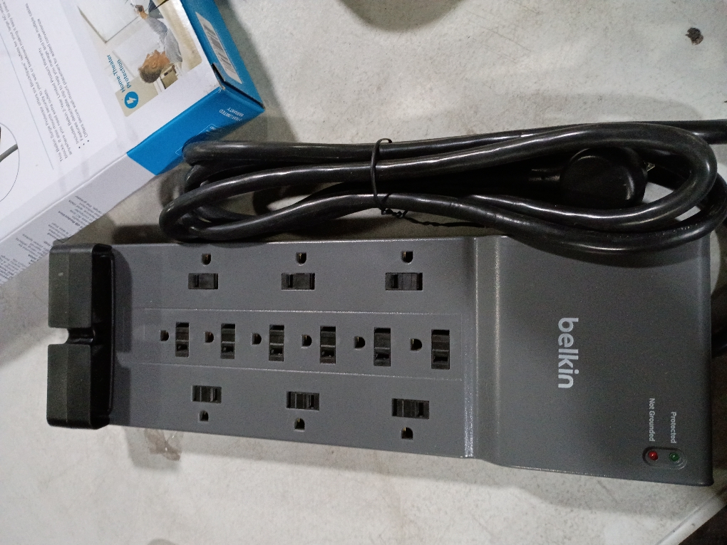 Belkin 12-Outlet Surge Protector w/ 12 AC Outlets & 2.4M Long Flat Plug Heavy-Duty Extension Cord for Home, Office, Travel, Computer Desktop, Laptop & Phone Charger, 3,940 Joules of Protection