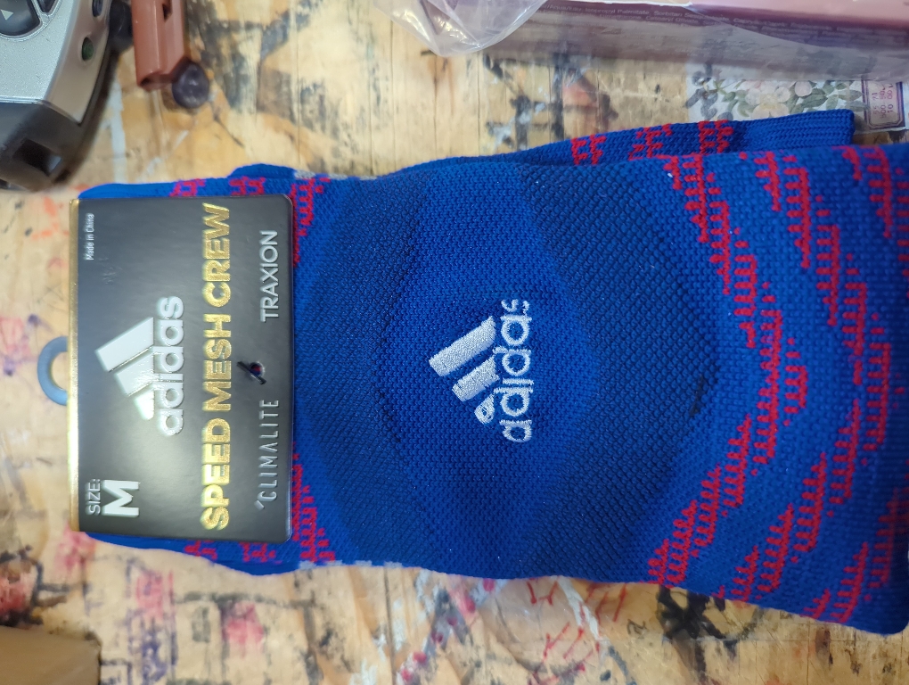 Size M...Adidasd Men Agron Speed Mesh Team Crew Socks