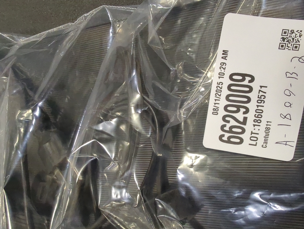 HP Notebook - 15-ay013ca With Charger