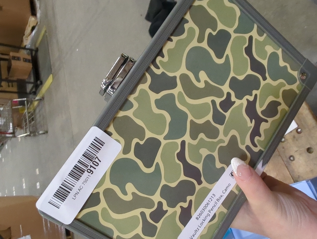 Vaultz Locking Pencil Box, Camo Design, Key Lock, Mesh Pocket