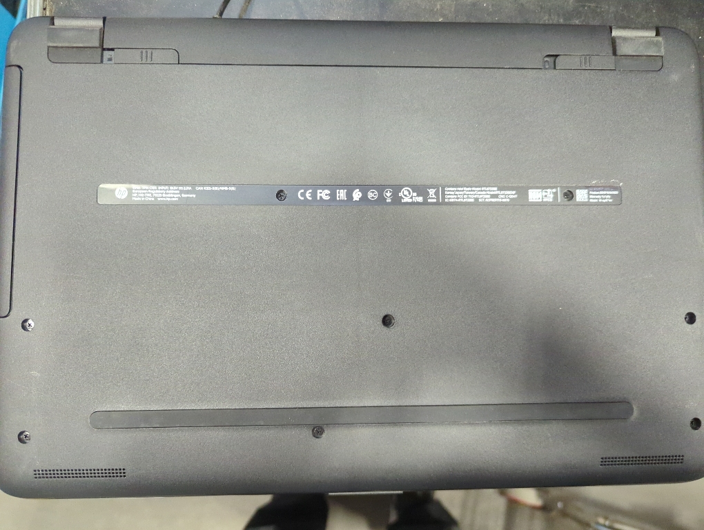 hp laptop model 15 ay071nr