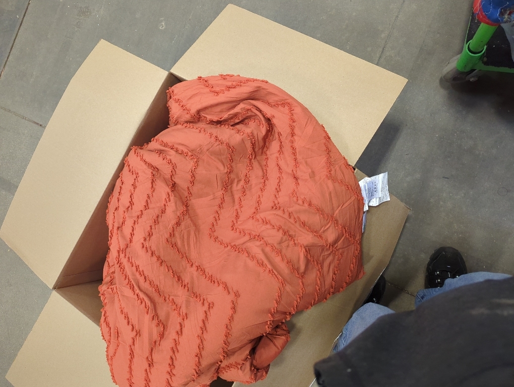 Burnt Orange Cal King Comforter Lightweight Terracotta Rust Boho Fall Tufted Bedding