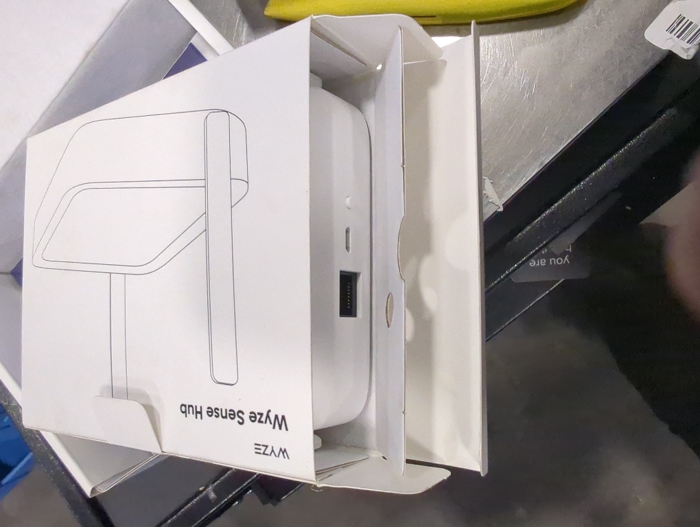 Wireless Home Security Sensor Kit with Hub, Keypad, Motion, Entry Sensors, and 6 Mo. of 24/7 Professional Monitoring