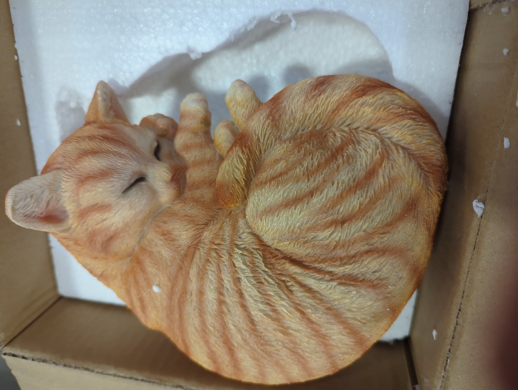 Sleeping Orange Tabby Cat Garden Statue Decor 8.27”L, Resin Realistic Sculptures Gift for Cats Lovers, Pet Memorial Stones for Loss of Pet, Kitty Figurine Art Decoration for Indoor Outdoor Home