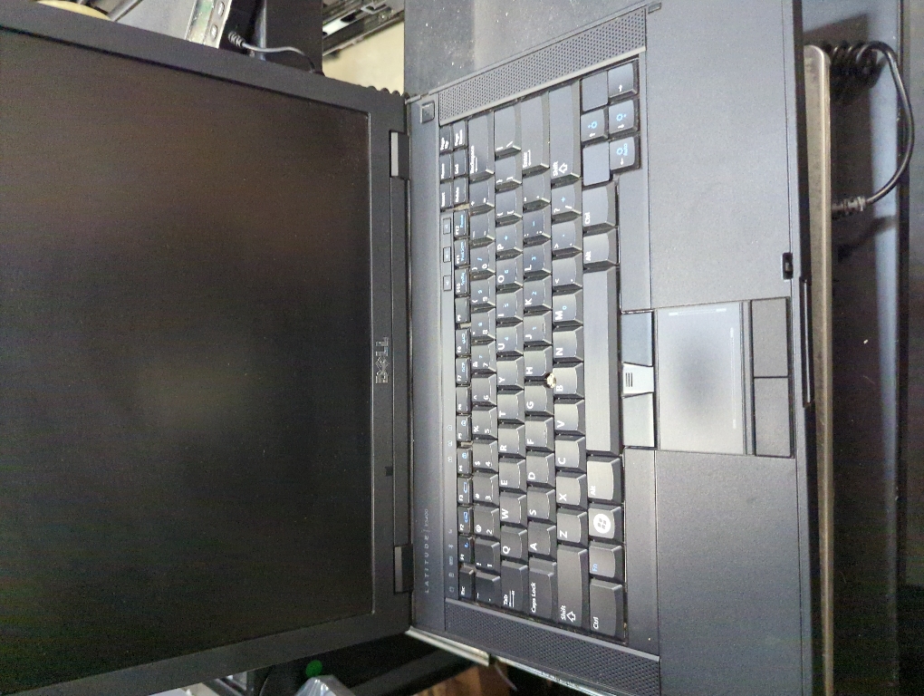 Dell Latitude E5400 With Charger