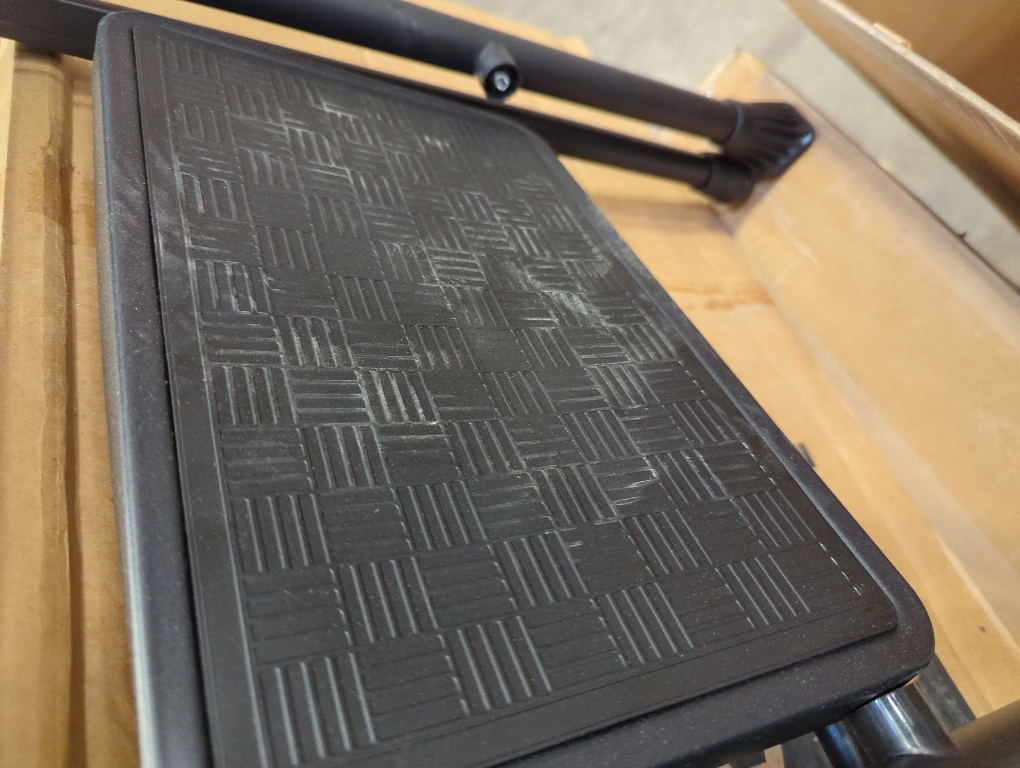 HBTower 3 Step Ladder, 3 Step Stool for Adults, 3 Step Ladder Folding Step Stool with Cushioned Handle Step Ladder with Wide Pedal Ergonomic Design,Black