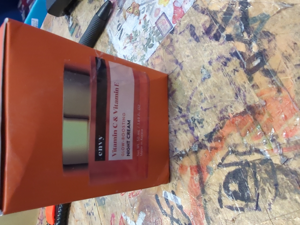 Envy Vitamin C Night Cream Vitamin E Glow Boosting Facial  Anti-aging 1.69 Fl Oz