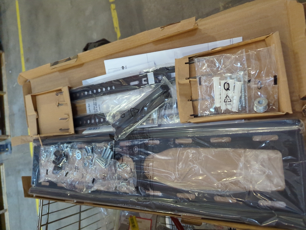 Best Buy Essentials™ - Fixed TV Wall Mount for Most 37–90 TVs - Black