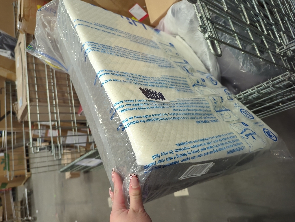 Kolbs Extra Wide Bed Wedge Pillow for Sleep Apnea, Acid Reflux, and Back Pain Relief, with Chic Jacquard Cover - Headboard GERD Pillow Wedges for Sleeping (Extra Wide 7.5 Height)