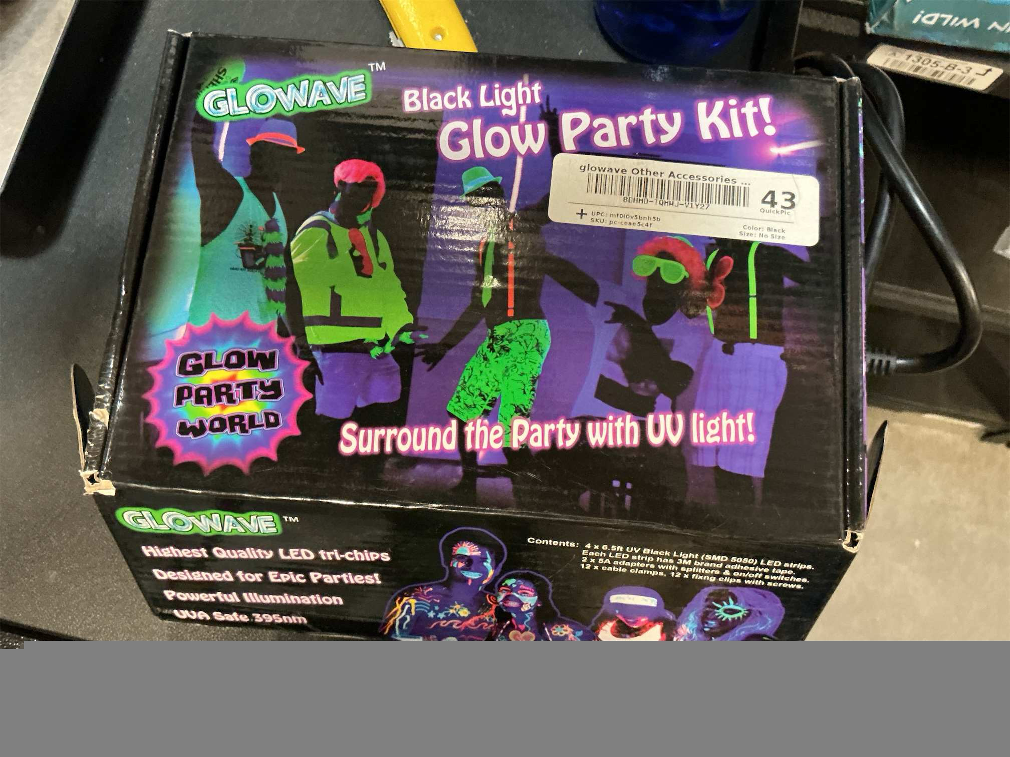 Black Lights for Glow Party! 115W Blacklight LED Strip kit. 4 UV Lights to Surround Your Neon Party. Ultraviolet Lighting for Big Rooms. Easy Set up! Glow in The Dark Party Supplies. Fiesta Luz Negra