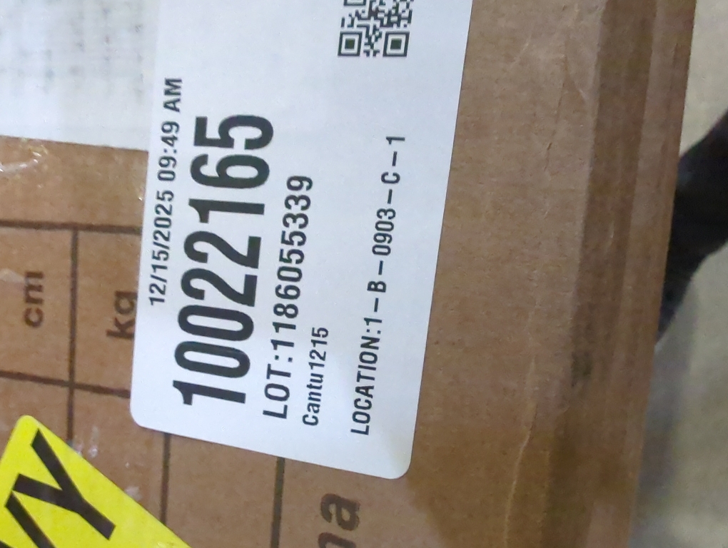 Fluted Sideboard Buffet Cabinet, 2 Doors Side Board Storage Cabinet, Buffet Cabinet with Line Groove Design,Side Board with Metal Legs and Handle, Buffet for Entryway, Natural Wood