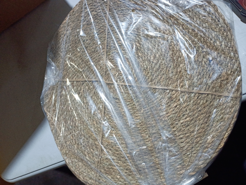 Woven placemats Set of 6, 13 inch Round placemats, Wicker placemats, Rattan Place mats, Wicker Charger Plates, Farmhouse Boho Decor Plate Chargers, Table mats Indoor and Outdoor Patio Table