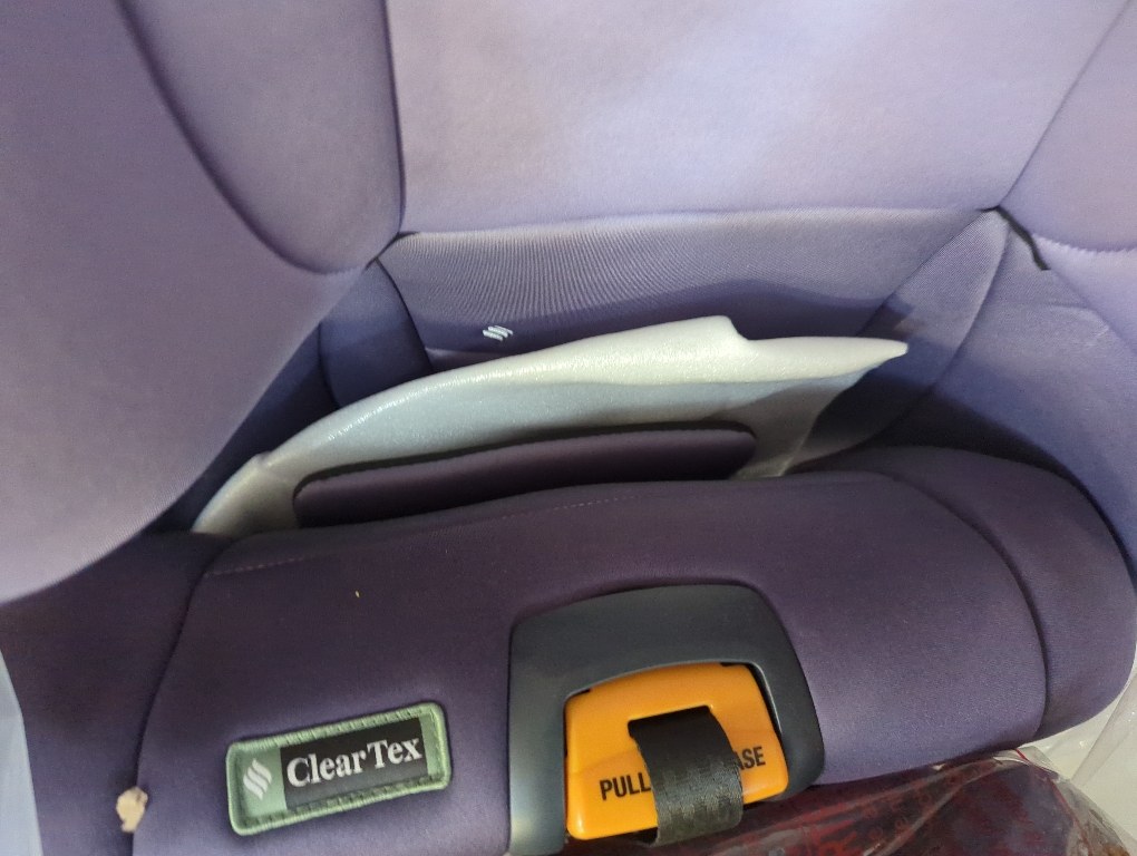 Chicco KidFit ClearTex Plus 2-in-1 Belt-Positioning Booster Car Seat, Backless and High Back Booster Seat, for Children Aged 4 Years and up and 40-100 lbs. | Lilac/Purple