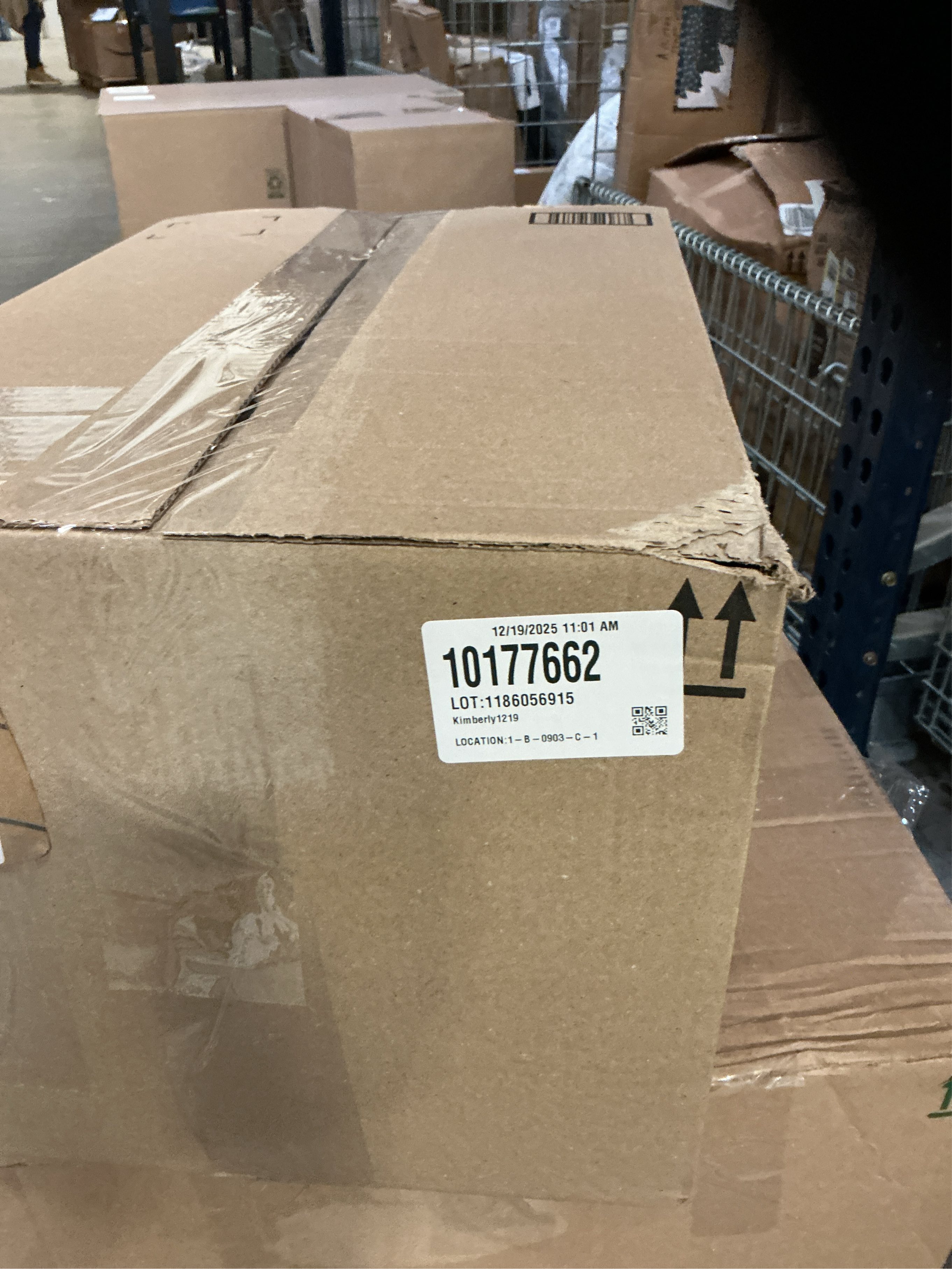 Bedsure King Size Comforter Set, Navy Soft Prewashed Bedding for All Seasons, 3 Pieces GentleSoft™ Warm Down Alternative Bed Set, 1 Lightweight Comforter (104x90) and 2 Pillowcases (20x36)