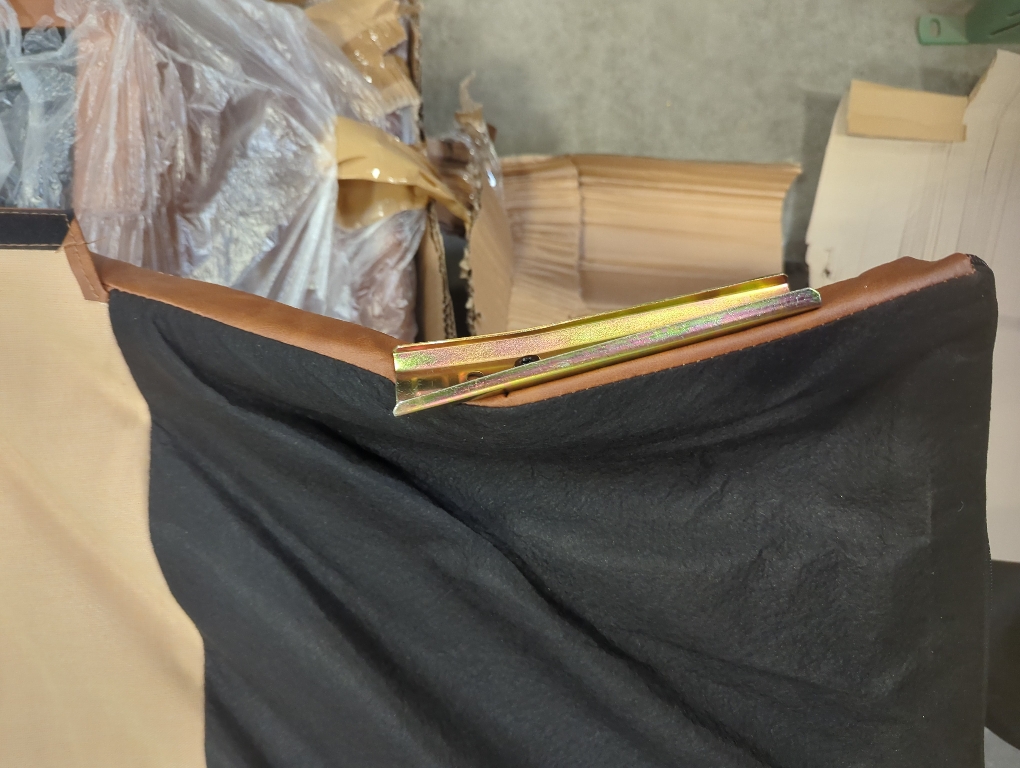 Color brown  Modular Sectional Sofa, Comfy Cloud Couch with Movable Ottoman Deep Seat Chenille L Shaped Modular Sofa, Sectional Couches for Living Room, Bedroom and Apartment,