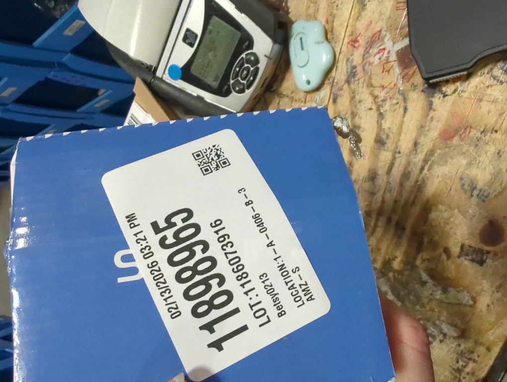 Travel Pillows for Airplanes, 360° Support Headrest Pillow with Eye Mask for Sleeping, Travel Airplane Pillow for Long Flights Car Road Trip, Travel Accessories Stop Bobblehead, Black