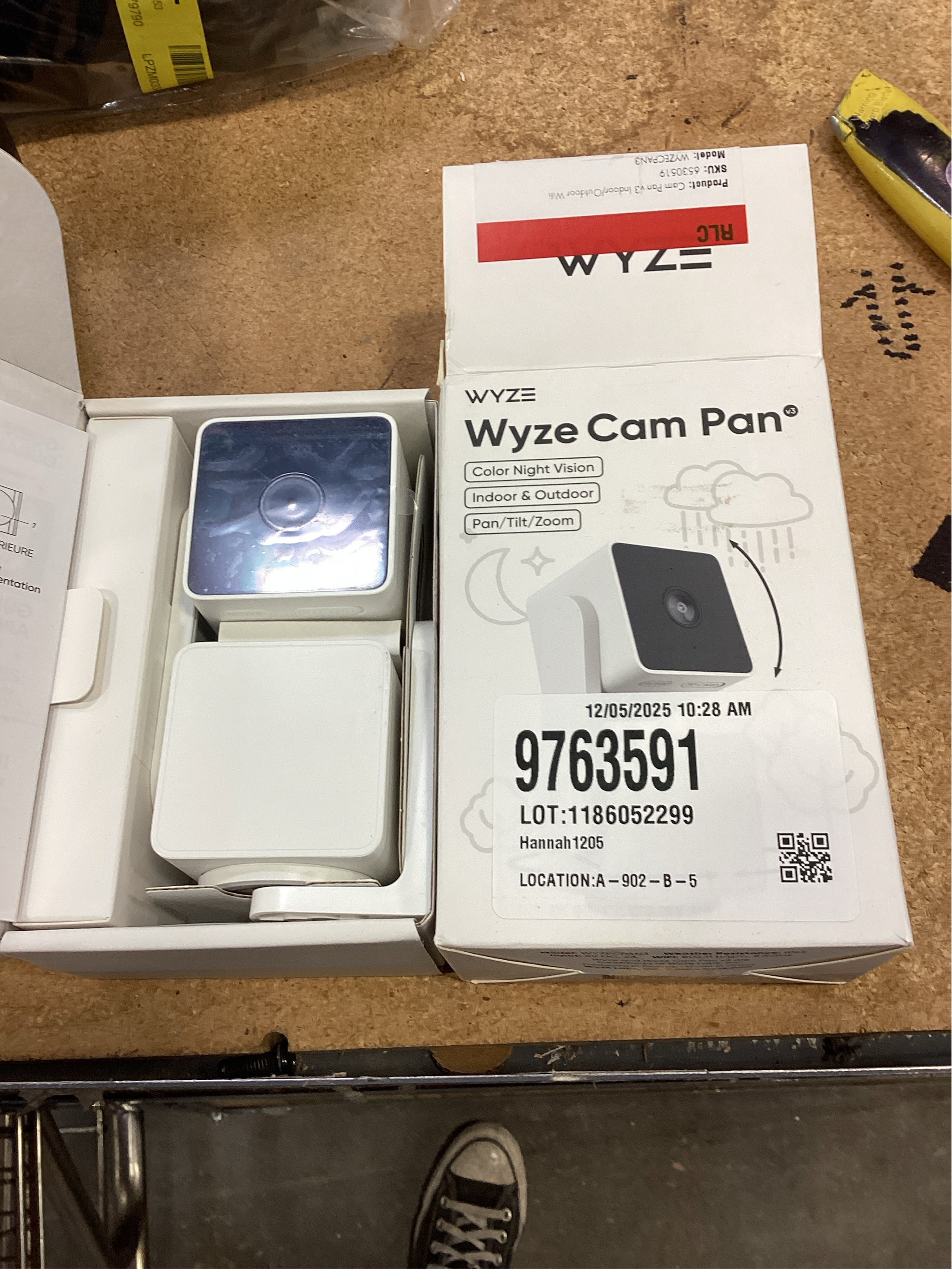 Wyze Pan v3 Wired Indoor/Outdoor 1080P HD Home Security Camera with Privacy Mode