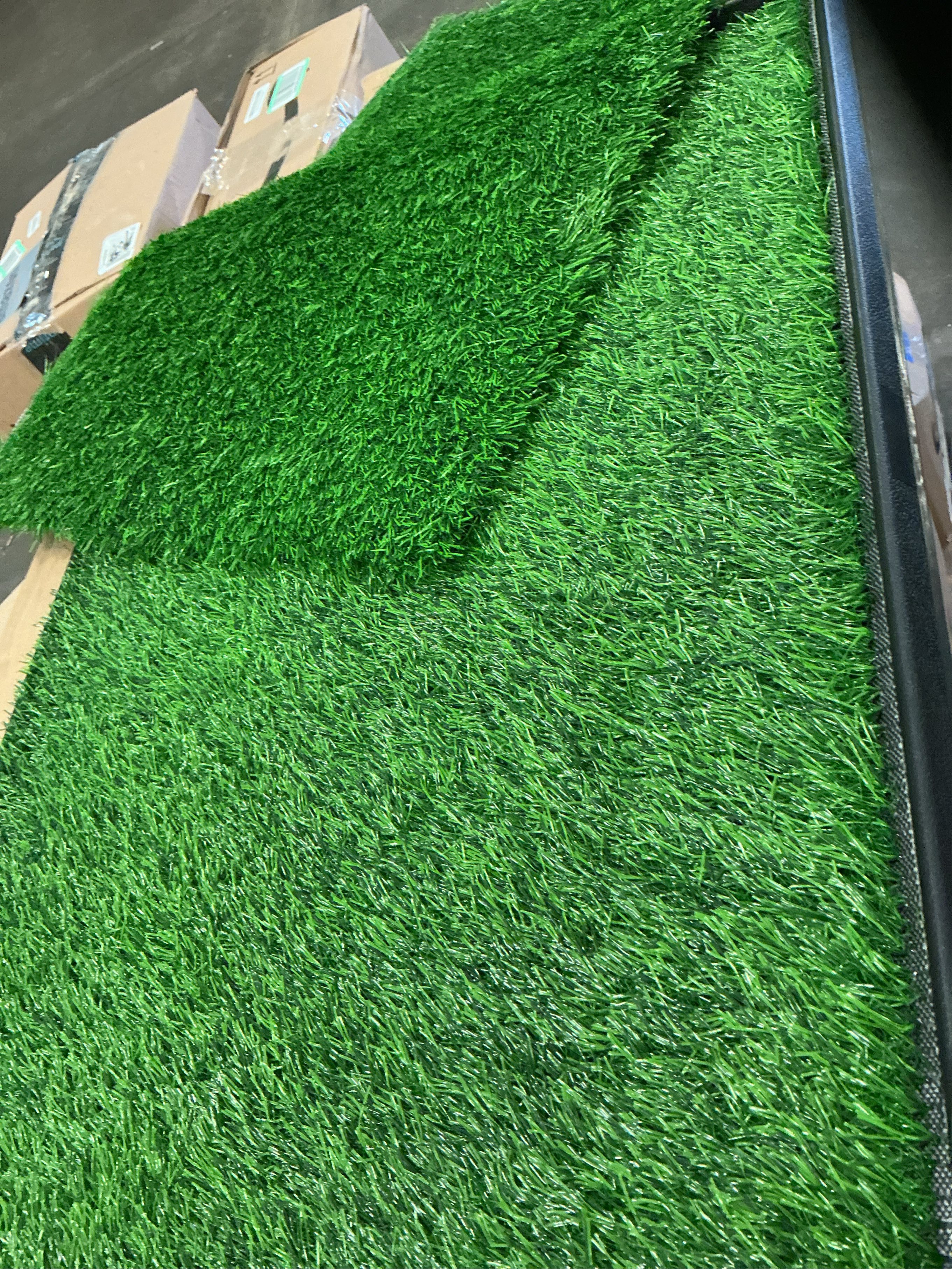 LOOBANI Dog Grass Pad with Tray - Dog Litter Box - Indoor Potty for Apartment and Patio Training - with 2 Packs Grass Pee Pads for Replacement, 20×30 Inch