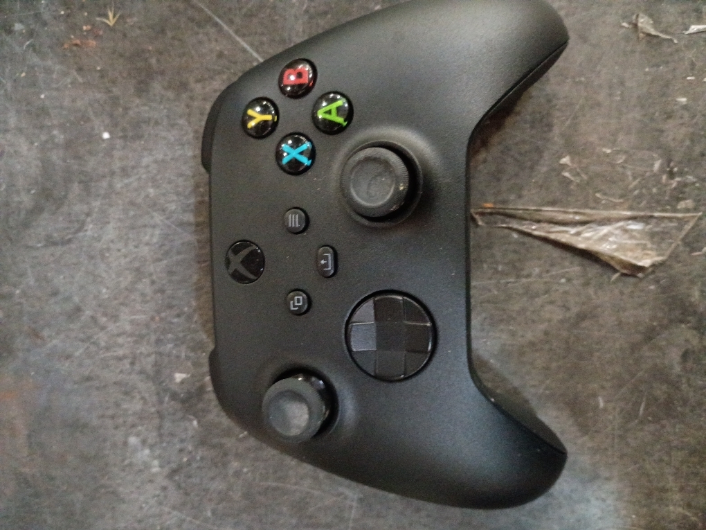 Xbox Wireless Gaming Controller (2025) – Carbon Black – Play on Xbox, Windows, Android, iOS, FireTV Sticks, Smart TVs, VR Headsets