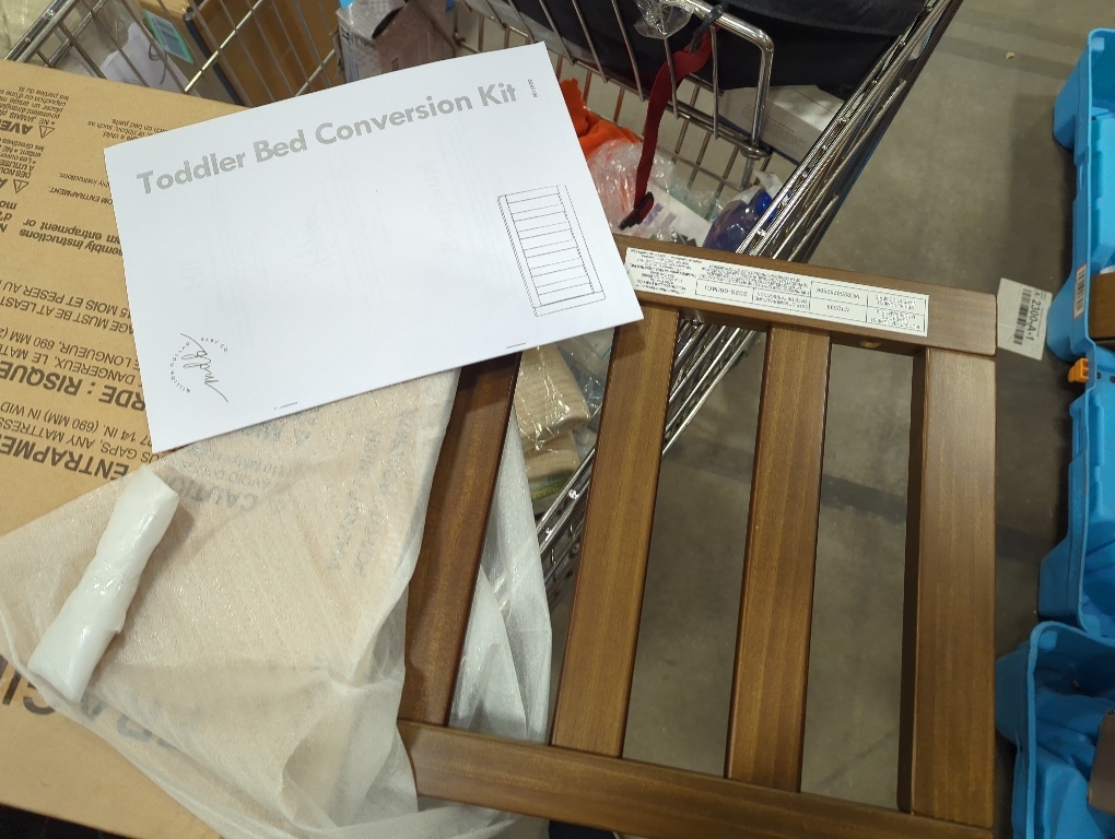 DaVinci Toddler Bed Conversion Kit (M12599) in Chestnut