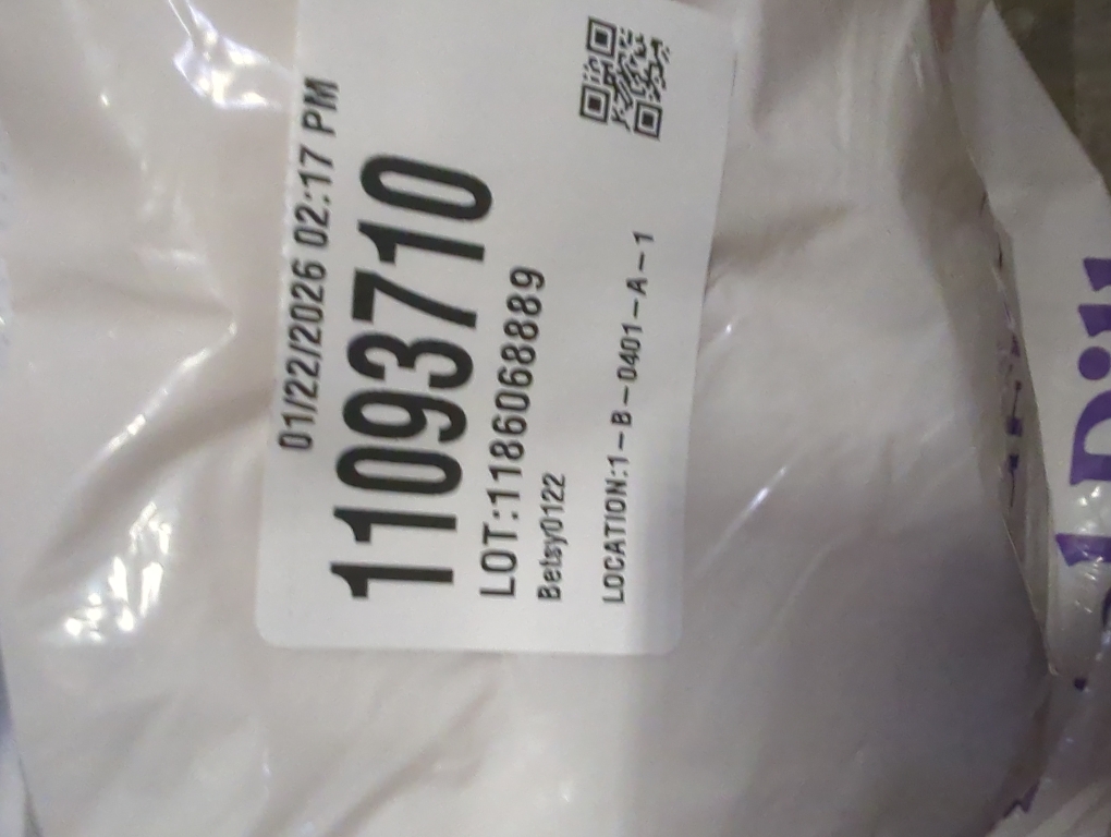 FluffCo Zen Fluff Pillows - Down Alternative - Standard/Queen Bed Pillow for Sleeping Made in USA - Luxury Hotel-Quality Pillow - 100% Cotton, 300 Thread Count (Soft Queen Size 1 Pack)