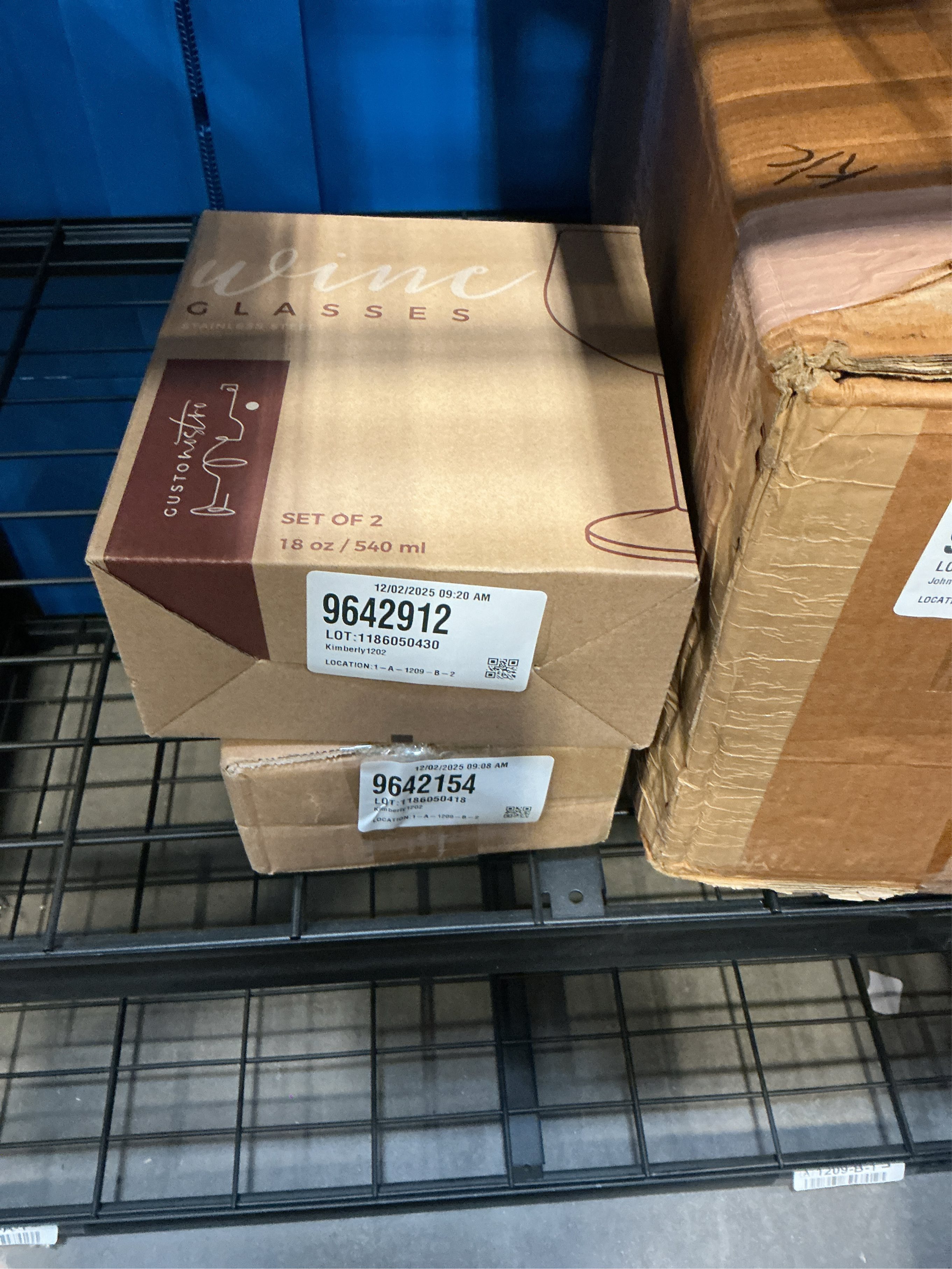 Gusto Nostro Stainless Steel Wine Glass - 18 oz - Unbreakable Black Wine Glasses for Travel, Camping and Pool - Fancy, Unique and Cool Portable Metal Wine Glass for Outdoor Events, Picnics (Set of 2)