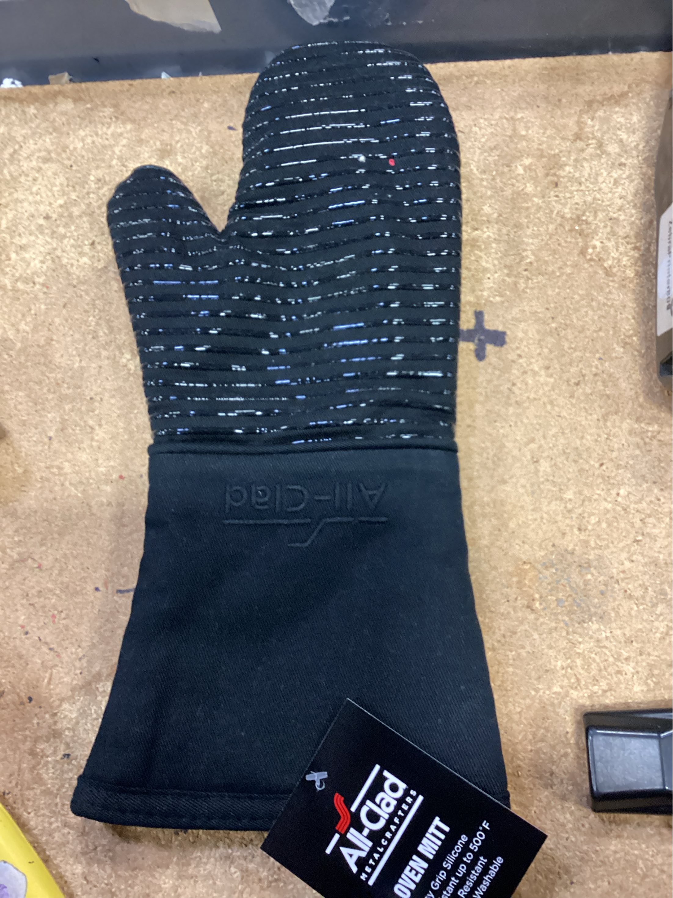 All-Clad Silicone Oven Mitt, 2 Pack, Cappuccino