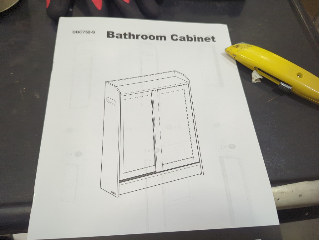 Bathroom cabinet Color White