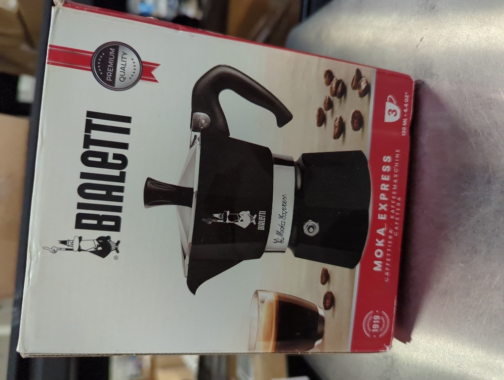 Bialetti Moka Express Iconic Italian Stovetop Espresso Maker (Black, 3 Cups)