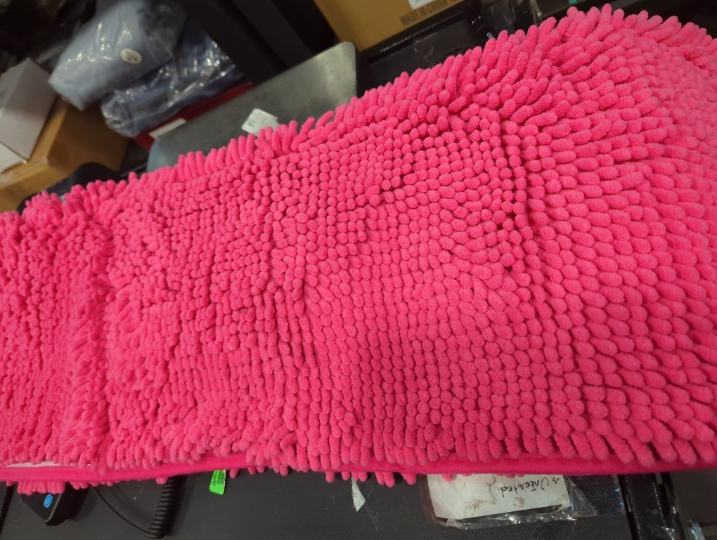 OLANLY Bathroom Rugs 30x20, Extra Soft Absorbent Chenille Bath Rugs, Rubber Backing Quick Dry, Machine Washable Bath Mats for Bathroom Floor, Tub and Shower, Home Decor Accessories, Hot Pink